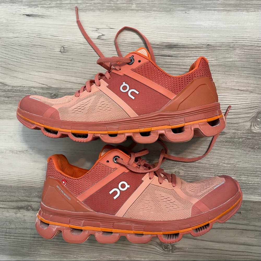 Size 8 On Cloudace Running Shoes